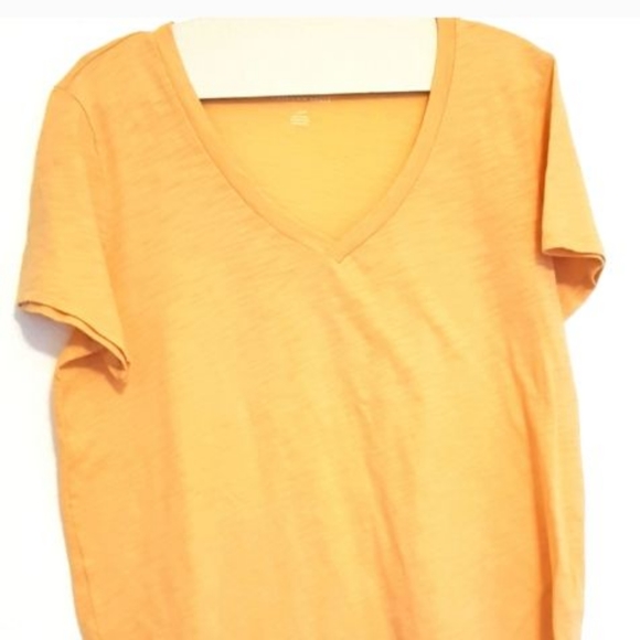 AEO Women's Yellow V-Neck Top - Picture 1 of 3